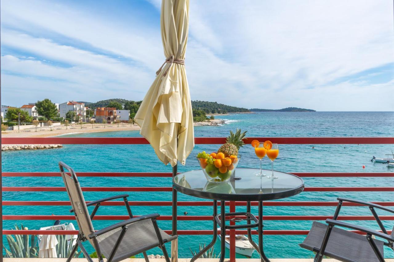 Apartments Villa Zrinka - Last Season Ever! Рогозница Экстерьер фото