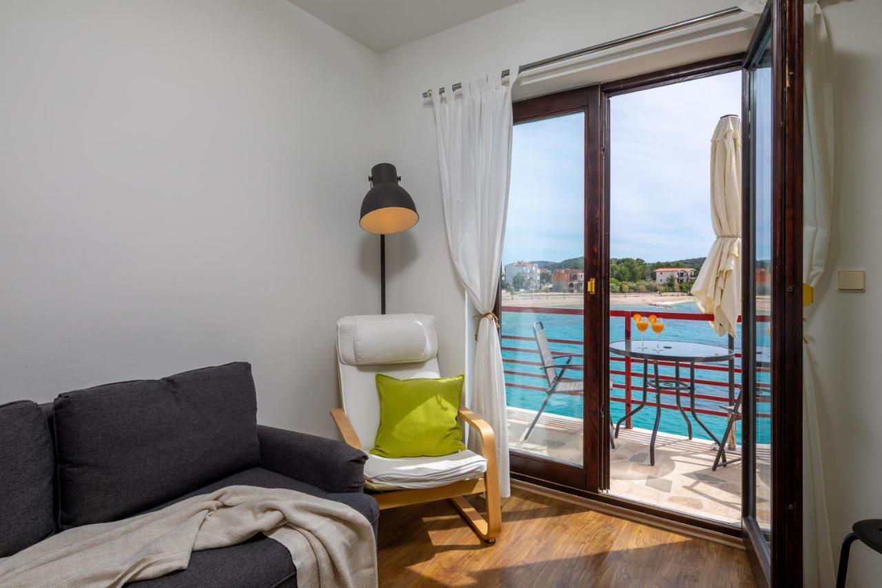 Apartments Villa Zrinka - Last Season Ever! Рогозница Экстерьер фото