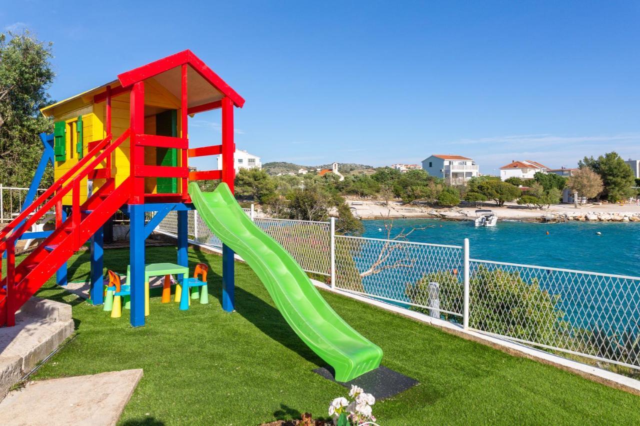 Apartments Villa Zrinka - Last Season Ever! Рогозница Экстерьер фото