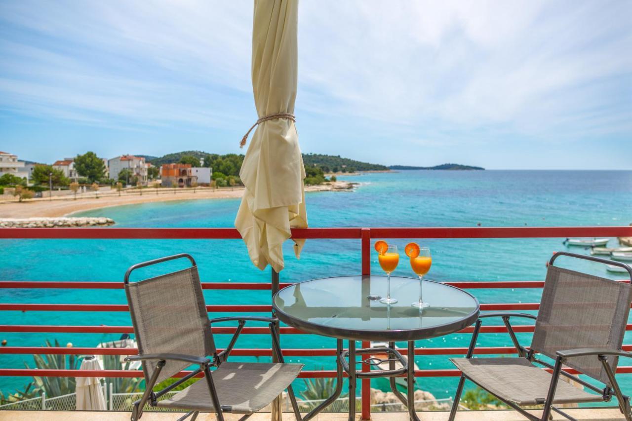 Apartments Villa Zrinka - Last Season Ever! Рогозница Экстерьер фото