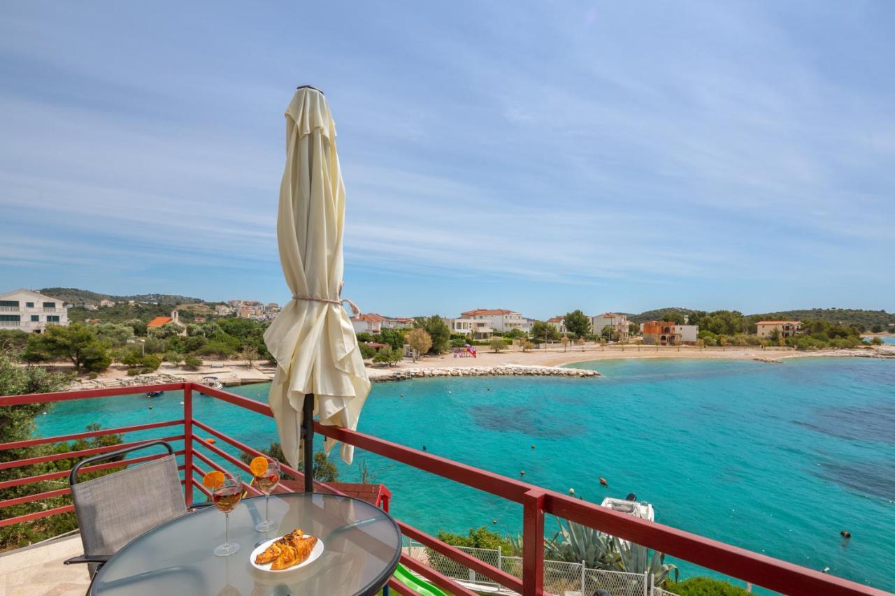 Apartments Villa Zrinka - Last Season Ever! Рогозница Экстерьер фото
