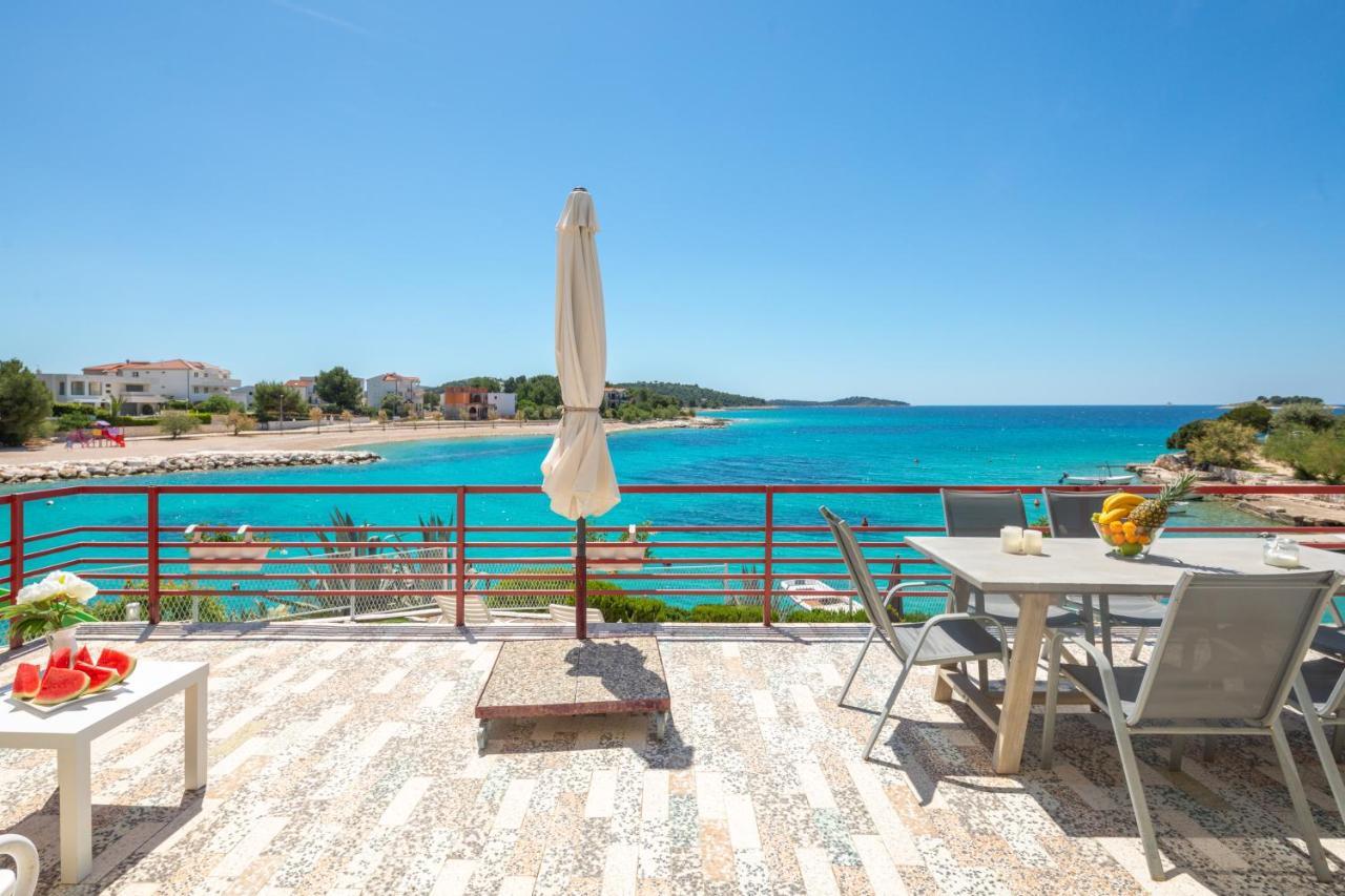 Apartments Villa Zrinka - Last Season Ever! Рогозница Экстерьер фото
